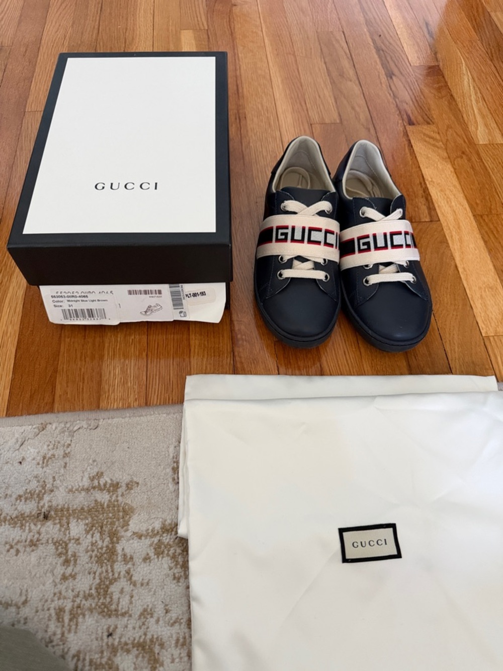 Gucci Kids Midnight Blue Leather Sneakers w/White Logo Strap & Red Accent in 31